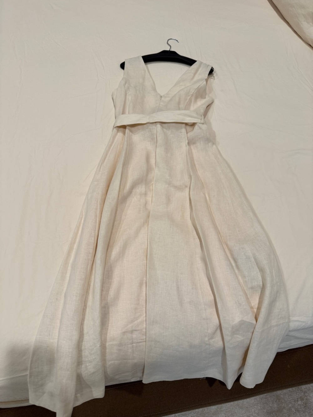 Mango Cream V‑Neck Belted Midi Dress - Picture 6 of 7